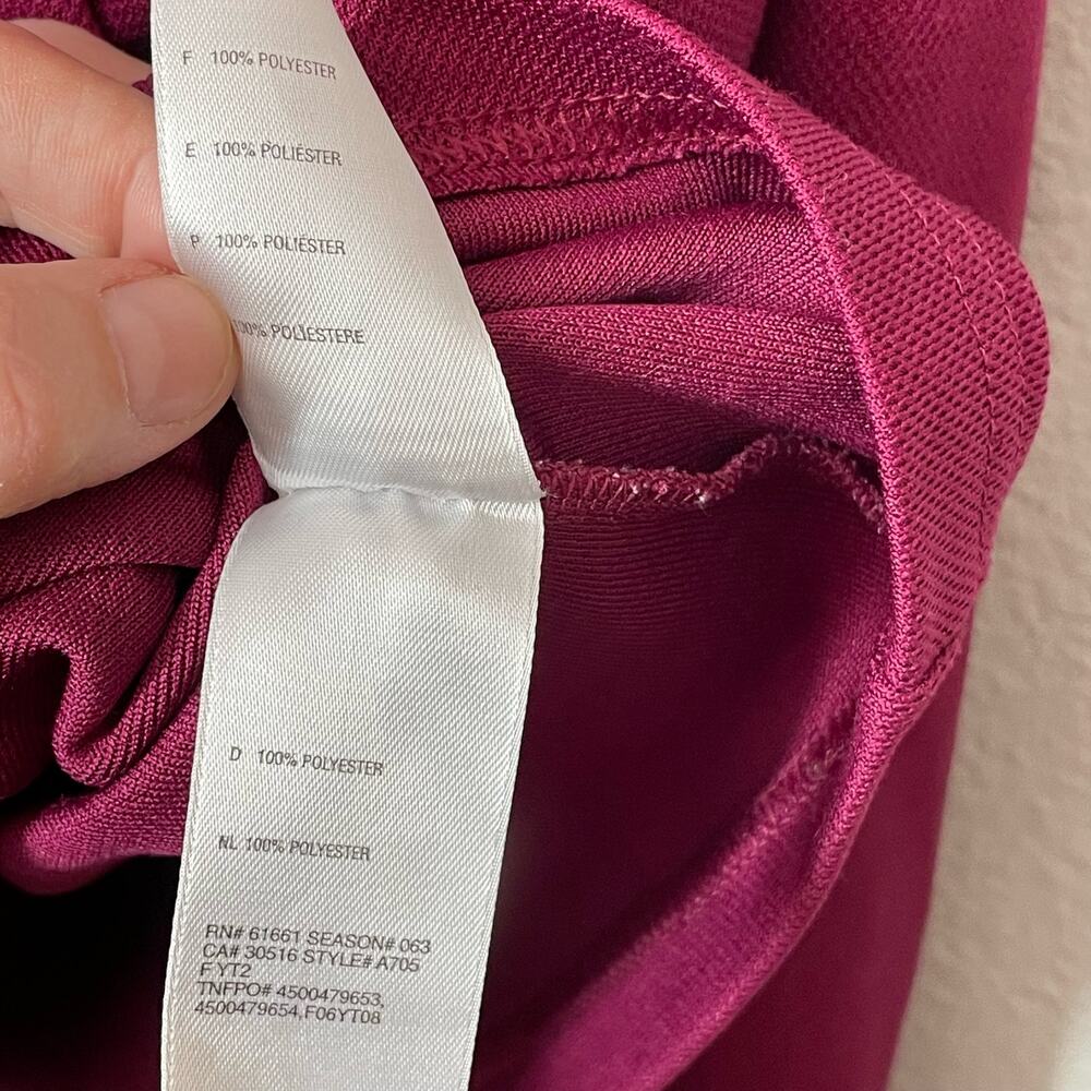 The North Face TNF Long Sleeve 1/4 Zip Shirt Flight Series sz Small Magenta - Picture 7 of 9